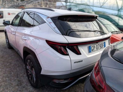 Hyundai Tucson 1.6 crdi 48V Xline 2wd dct (10)