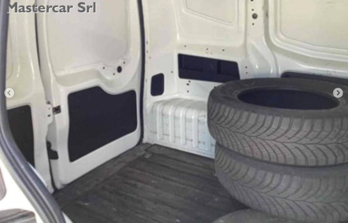 Fiat Fiorino qubo N1 1.3 mjt 95cv SX (4)