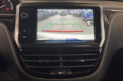Peugeot 208 VTi 82 CV 5 porte Allure (7)
