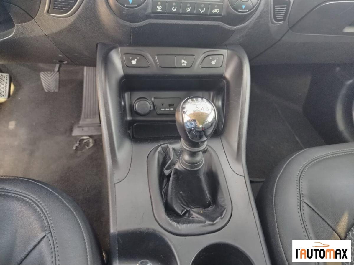 Hyundai ix35 1.7 CRDi 2WD Comfort (12)