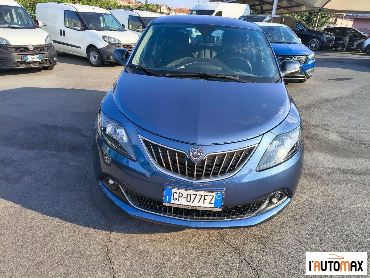 Lancia Ypsilon 1.0 FireFly 5 porte S&S Hybrid Gold Plus
