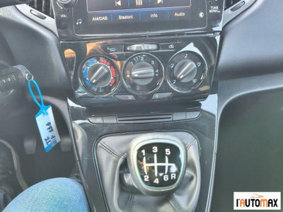 Lancia Ypsilon 1.0 FireFly 5 porte S&S Hybrid Gold Plus (10)