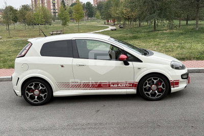 Abarth Punto Evo 1.4 16V Turbo Multiair S&S (4)