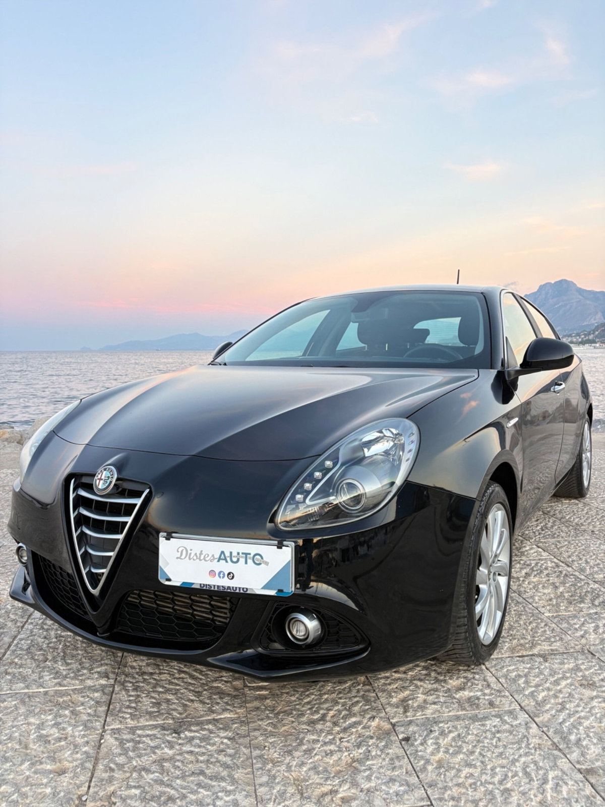 Alfa Romeo Giulietta 1.6 JTDm-2 Distinctive (2)