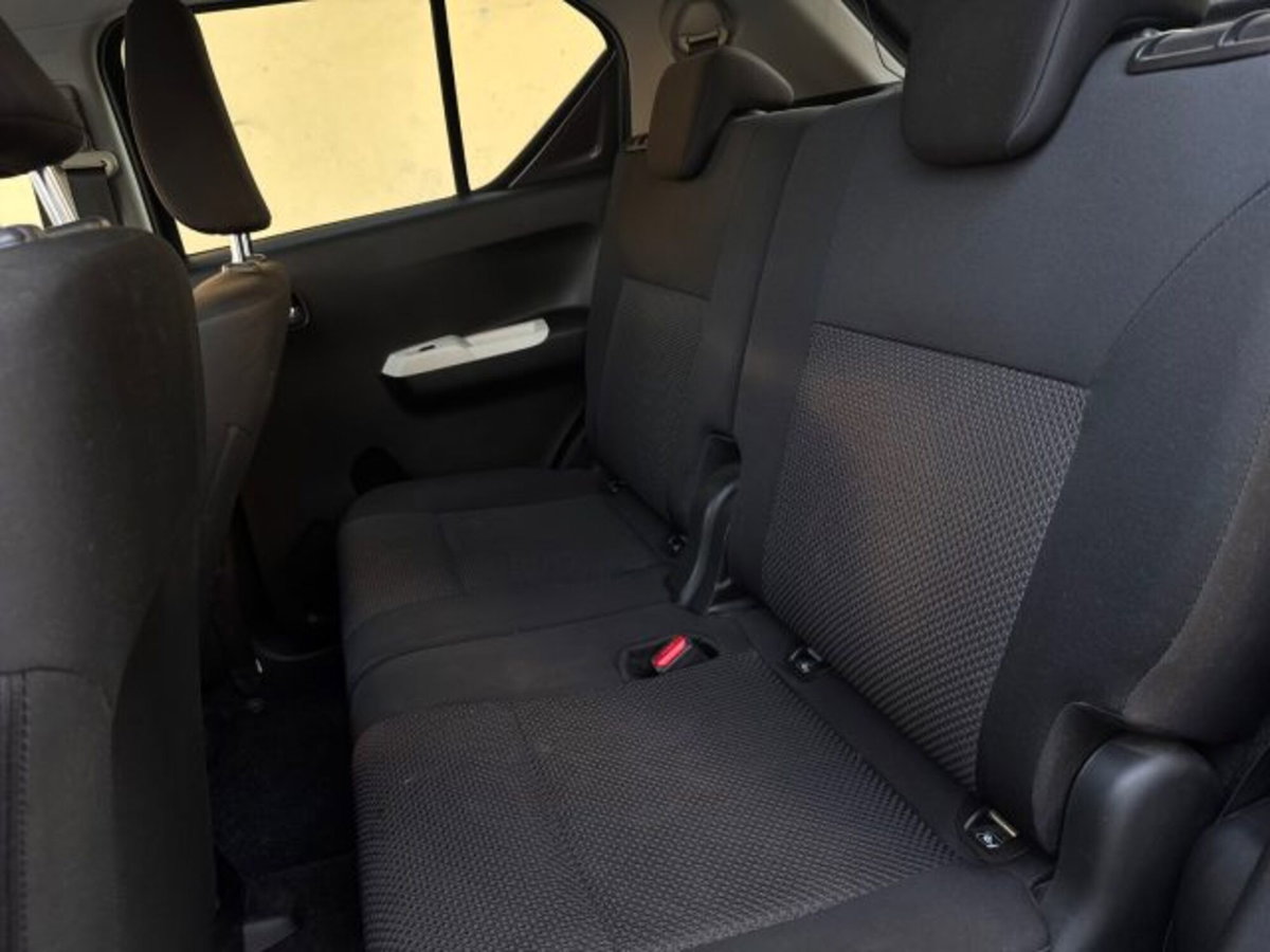 Suzuki Ignis 1.2 Dualjet iTop AGS (13)