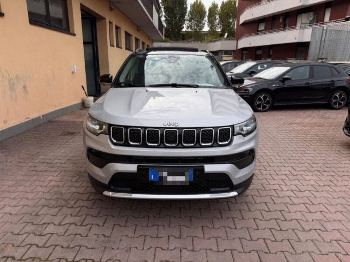 Jeep Compass 1.3 T4 190CV PHEV AT6 4xe Limited (2)