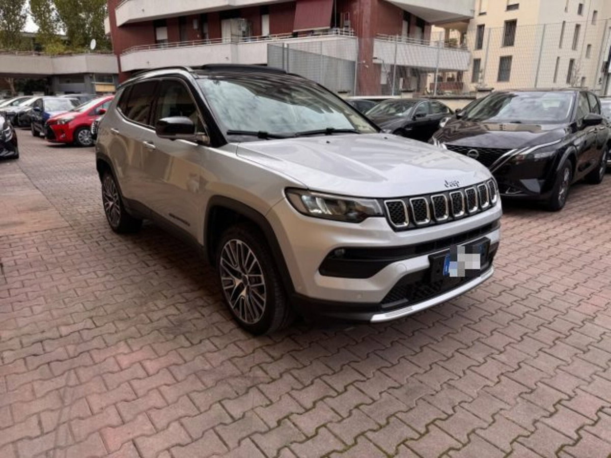 Jeep Compass 1.3 T4 190CV PHEV AT6 4xe Limited (3)