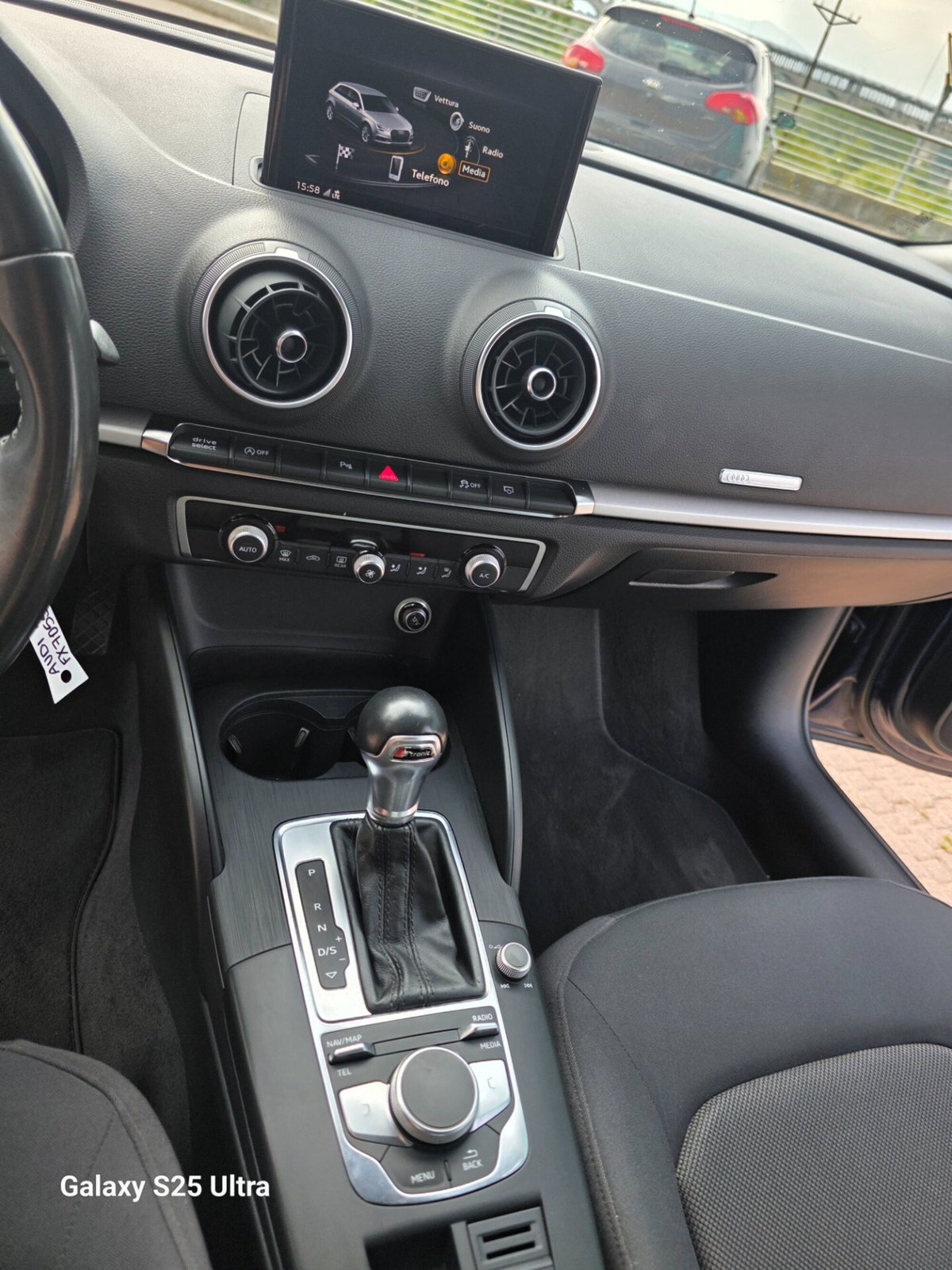 Audi A3 Sportback 2.0 TDI 150 CV clean diesel S tronic Attraction (17)
