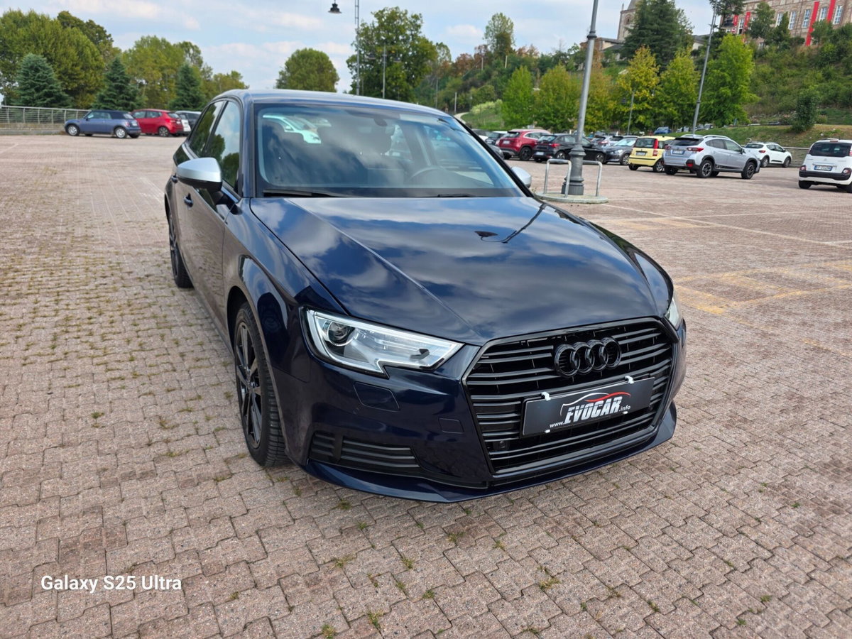 Audi A3 Sportback 2.0 TDI 150 CV clean diesel S tronic Attraction (2)