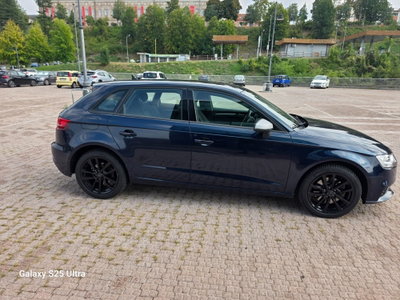 Audi A3 Sportback 2.0 TDI 150 CV clean diesel S tronic Attraction (9)