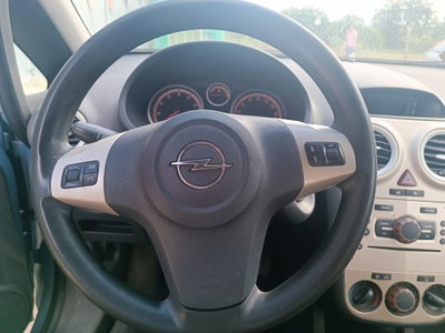 Opel Corsa 1.2 3 porte Enjoy (13)
