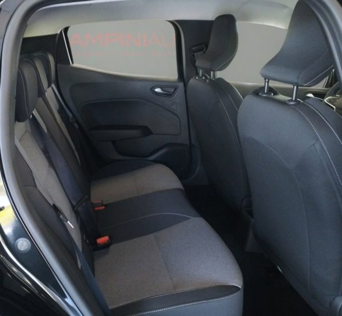 Renault Clio 1.0 tce Evolution Gpl 100cv (15)