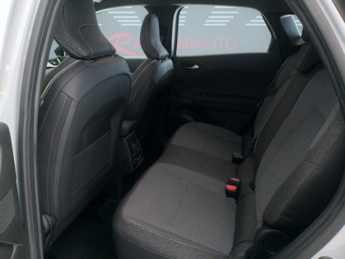 Renault Captur TCe 100 CV GPL Techno (15)