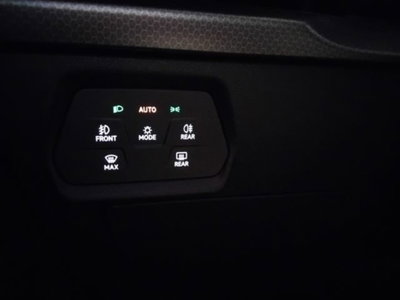 SEAT Leon 1.0 tsi Style 110cv (19)