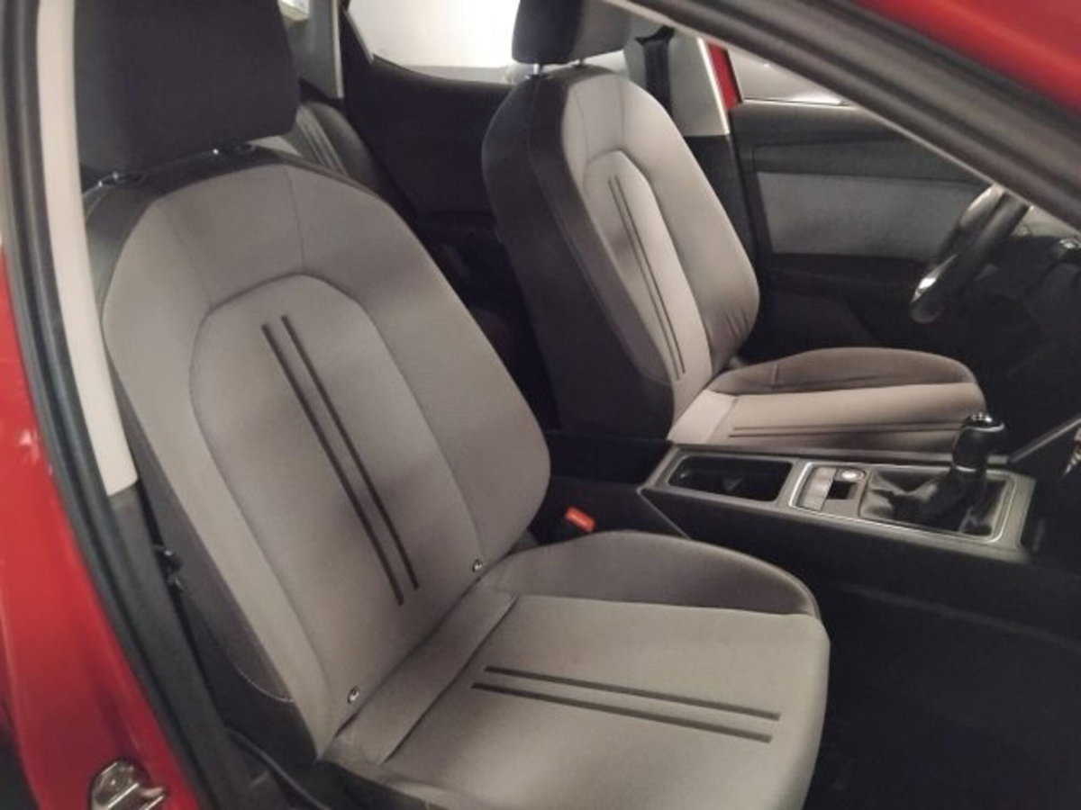 SEAT Leon 1.0 tsi Style 110cv (12)