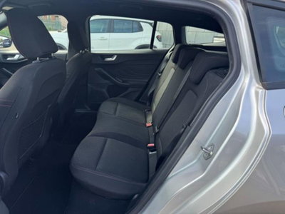 Ford Focus Station Wagon 1.0 EcoBoost Hybrid 155 CV SW ST-Line (9)