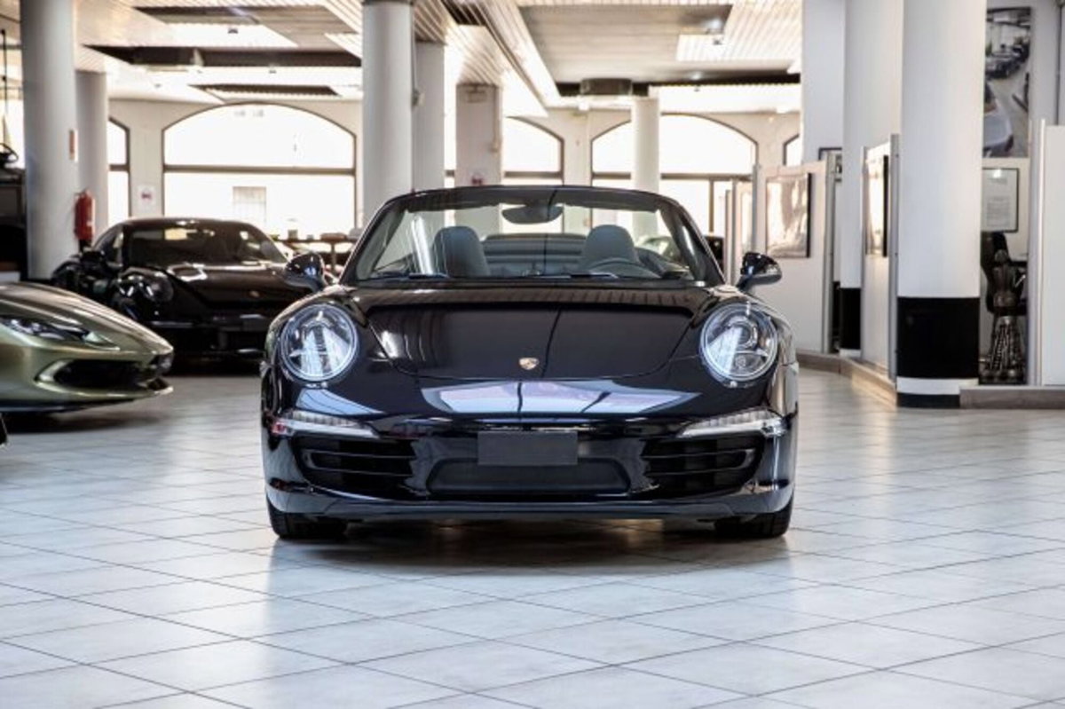 Porsche 911 Cabrio 3.4 Carrera 4 (2)