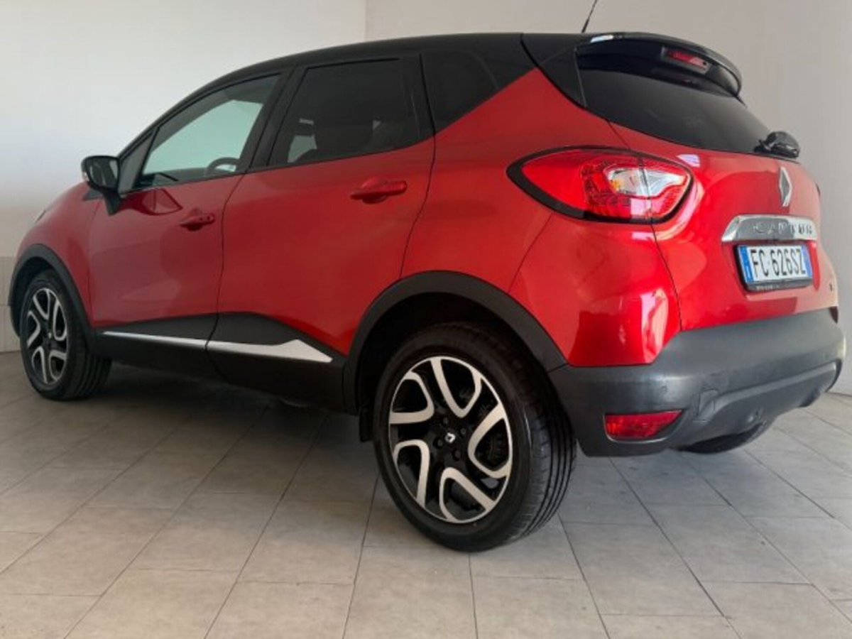 Renault Captur 1.2 TCe 120 CV EDC Energy R-Link (5)