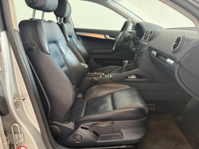 Audi A3 Sportback 2.0 16V TDI Ambition (11)