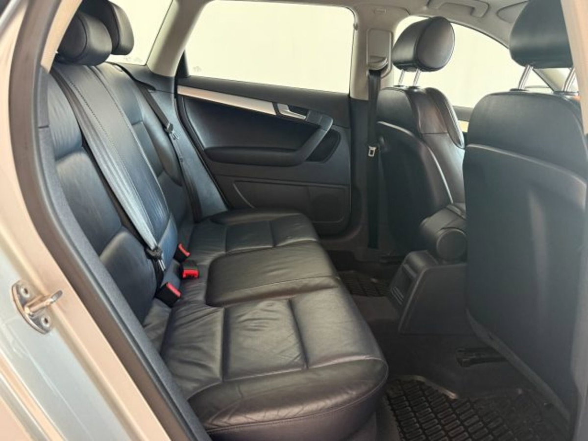Audi A3 Sportback 2.0 16V TDI Ambition (12)