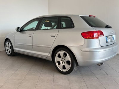 Audi A3 Sportback 2.0 16V TDI Ambition (4)