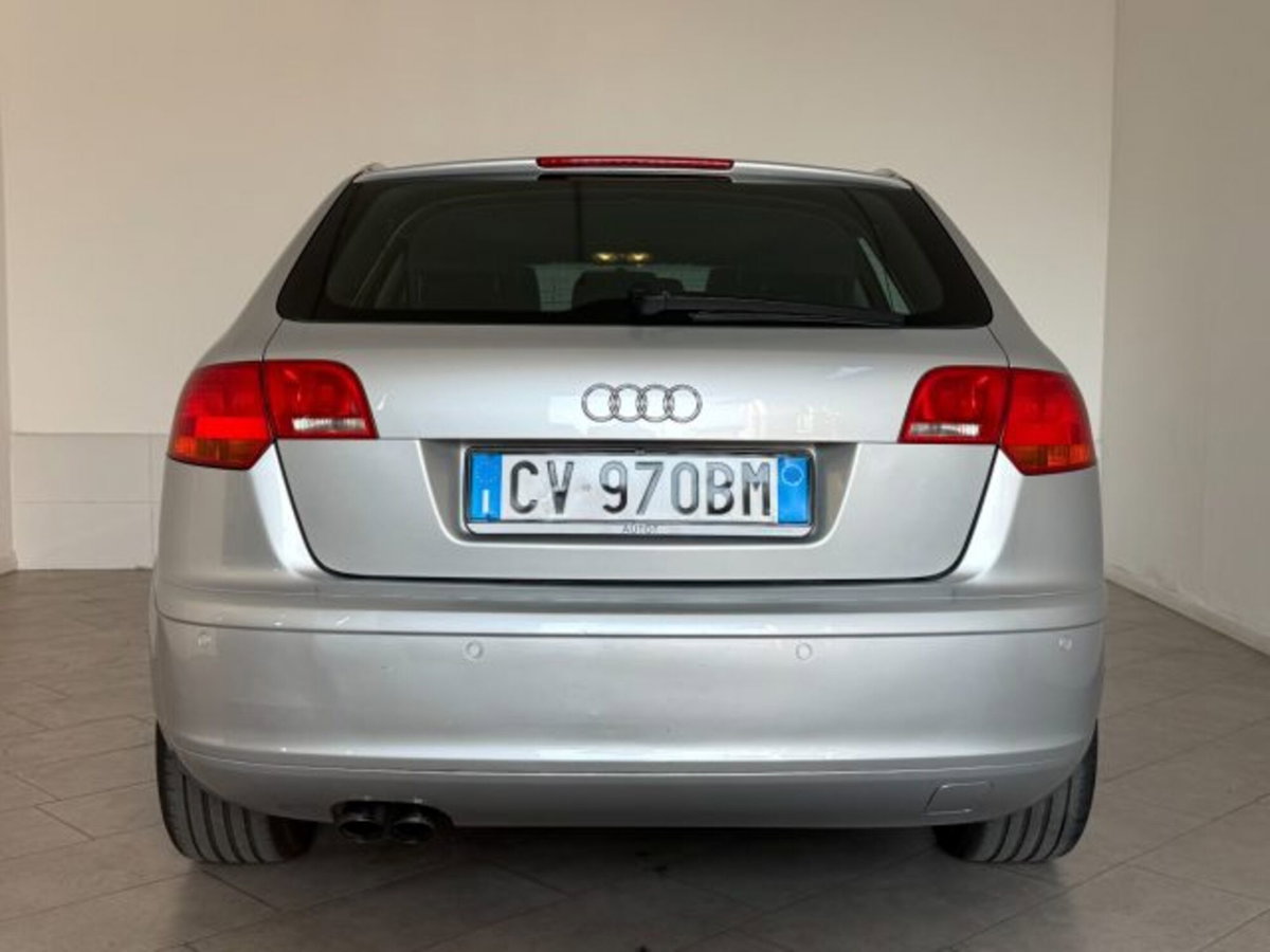 Audi A3 Sportback 2.0 16V TDI Ambition (5)