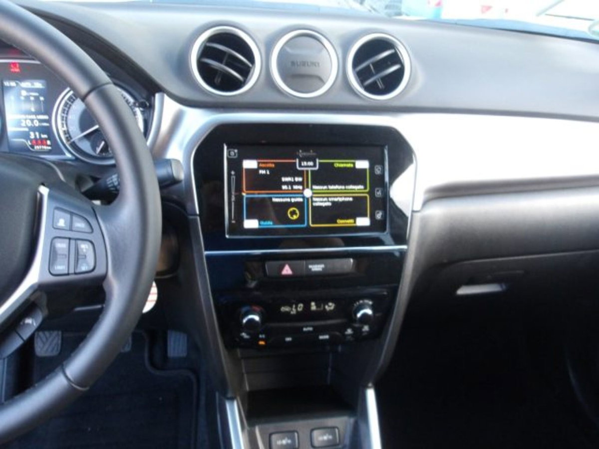 Suzuki Vitara 1.0 Boosterjet 4WD AllGrip Cool (17)