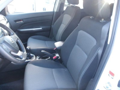 Suzuki Vitara 1.0 Boosterjet 4WD AllGrip Cool (9)