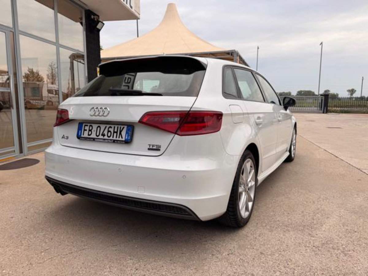 Audi A3 Sportback 1.8 TFSI quattro S tronic edition (3)