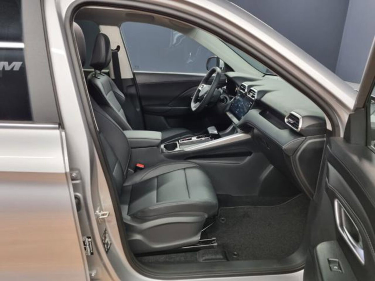 Mg ZS ZS 1.5 Luxury (11)
