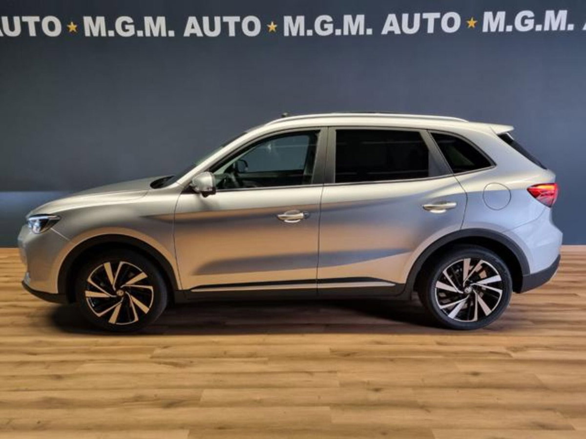 Mg ZS ZS 1.5 Luxury (2)