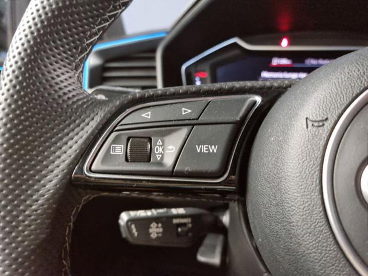 Audi A1 Sportback 30 TFSI S tronic S line edition (17)
