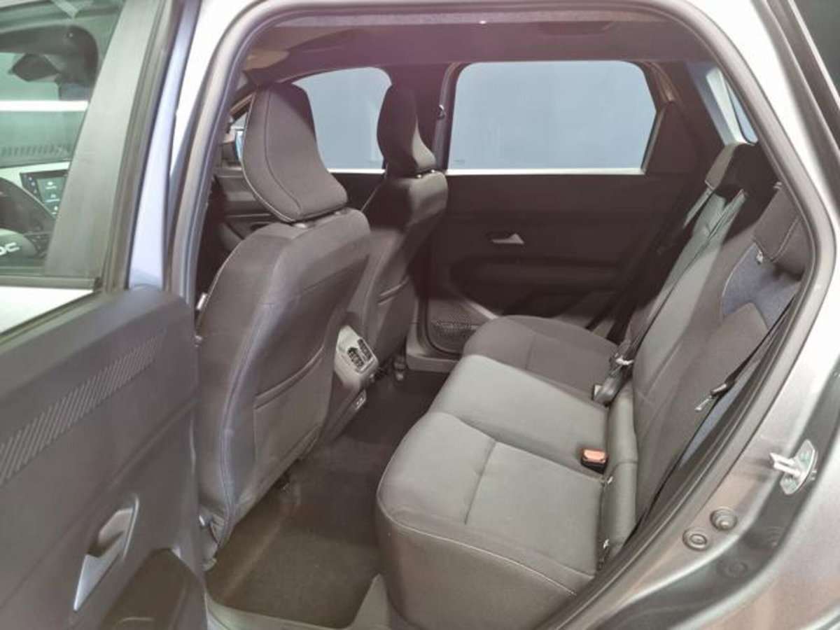 Dacia Bigster 1.2 mild hybrid Expression 140cv (9)