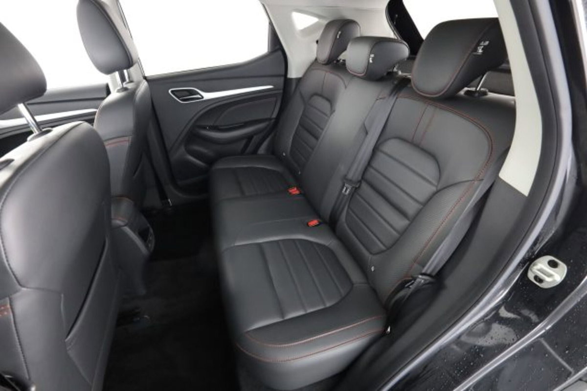 Mg ZS (2021-->) ZS 1.0T-GDI aut. Comfort (3)