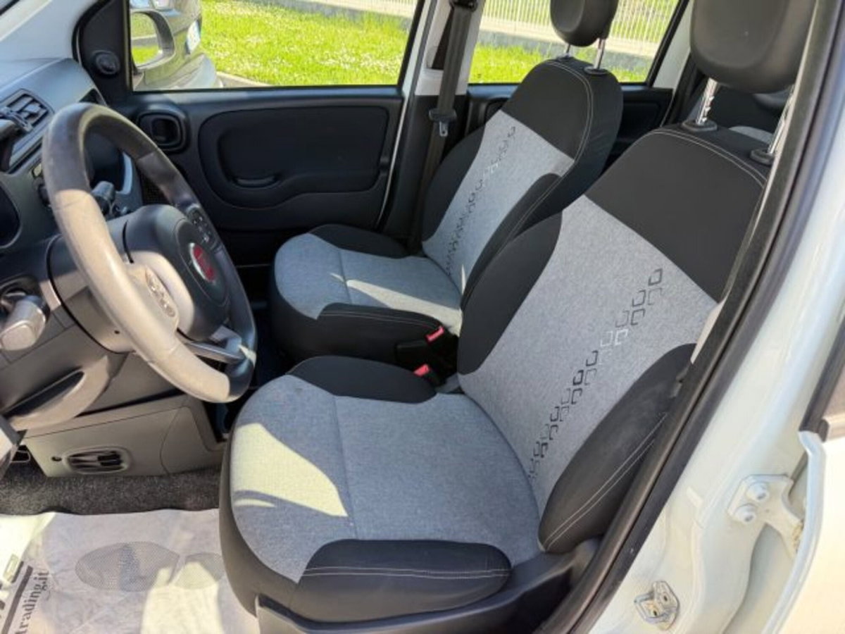 Fiat Panda 0.9 TwinAir Turbo Natural Power Lounge (8)