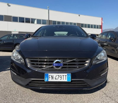 Volvo V60 D3 Geartronic Business (2)