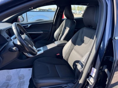 Volvo V60 D3 Geartronic Business (8)