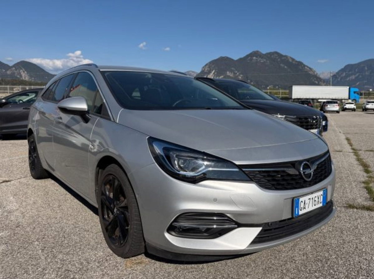 Opel Astra Station Wagon 1.5 CDTI 122 CV S&S Sports Ultimate (3)