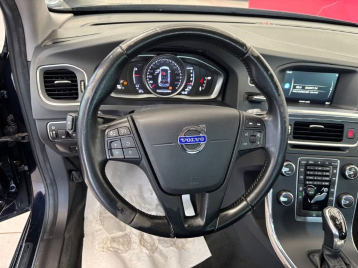 Volvo V60 D3 Geartronic Business (10)