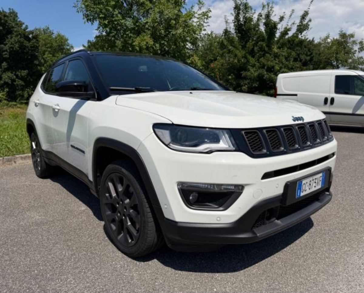 Jeep Compass 1.3 T4 240CV PHEV AT6 4xe S (3)