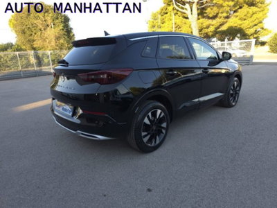 Opel Grandland 1.5 diesel Ecotec aut. Business Elegance (6)
