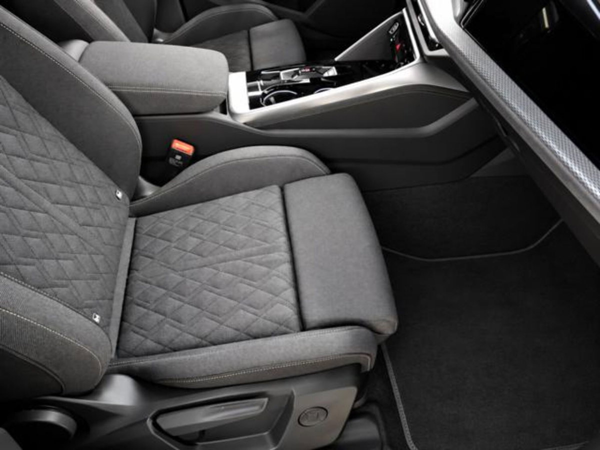 Audi Q5 Sportback 2.0 tfsi mhev+ S line edition 204cv s-tronic (8)