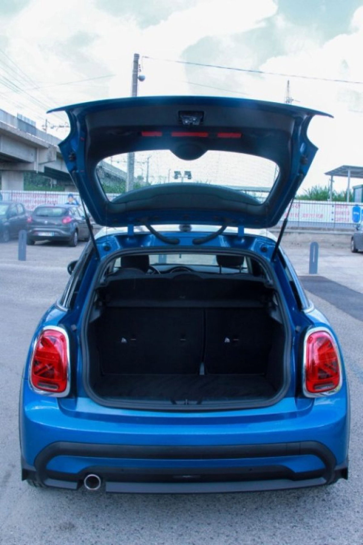 MINI Mini 1.5 Cooper 5 porte (8)