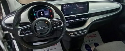 Fiat 500e Icon Berlina 42 kWh (12)