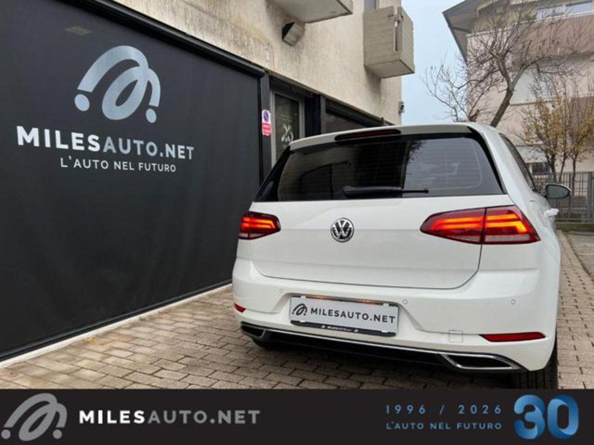 Volkswagen Golf 1.4 TGI DSG 5p. Highline BlueMotion (16)