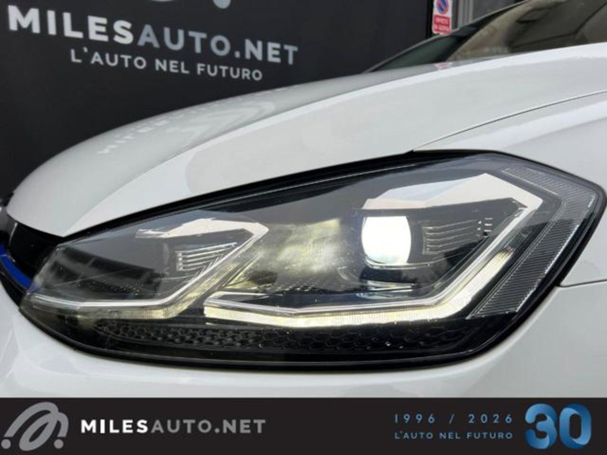Volkswagen Golf 1.4 TGI DSG 5p. Highline BlueMotion (4)