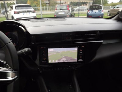 Alfa Romeo Junior 1.2 ibrida 145cv edct6 (17)