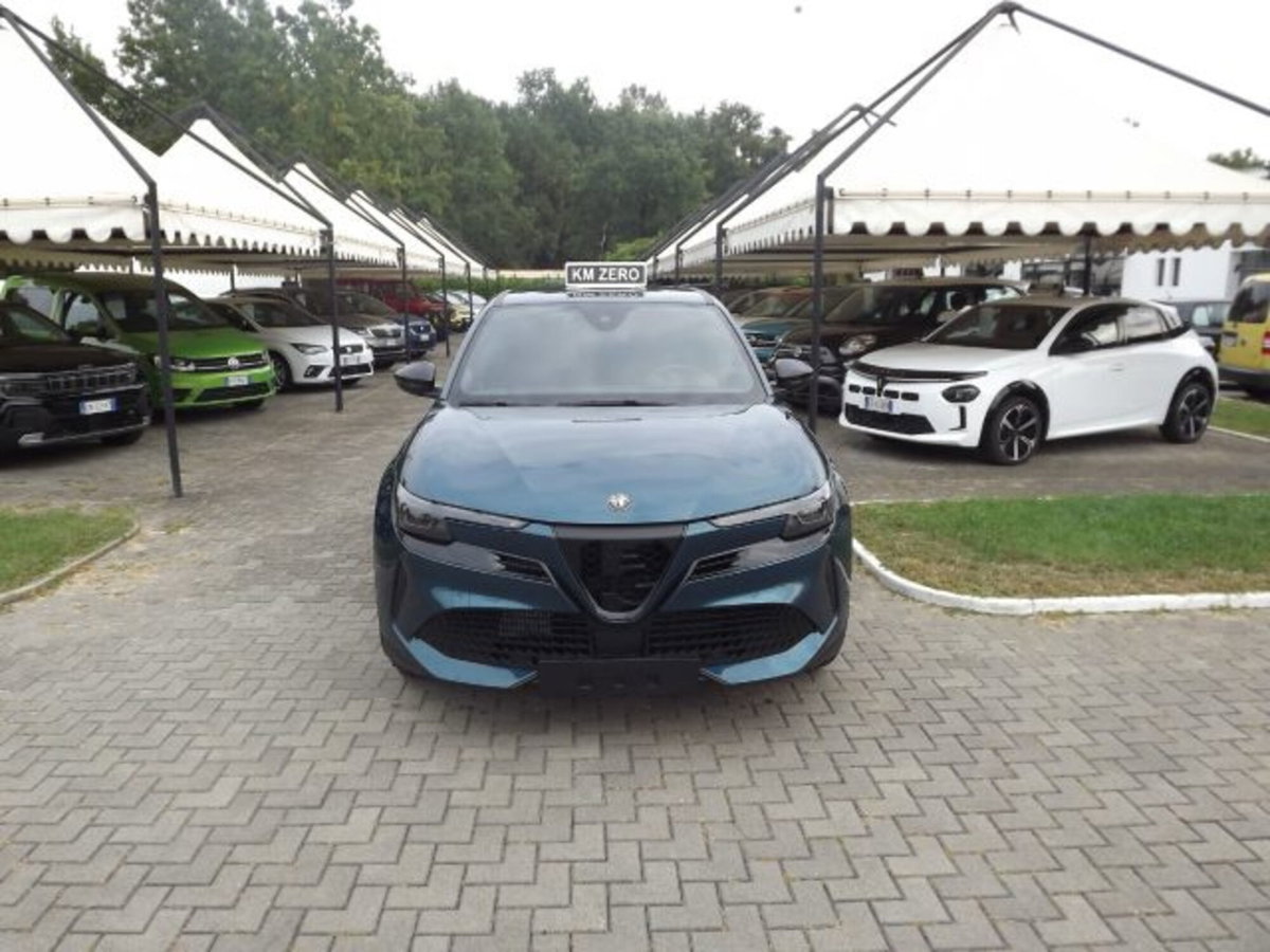 Alfa Romeo Junior 1.2 ibrida 145cv edct6 (2)