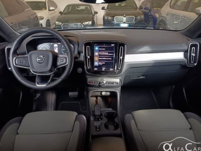 Volvo XC40 T5 Recharge Plug-in Hybrid automatico Core (6)