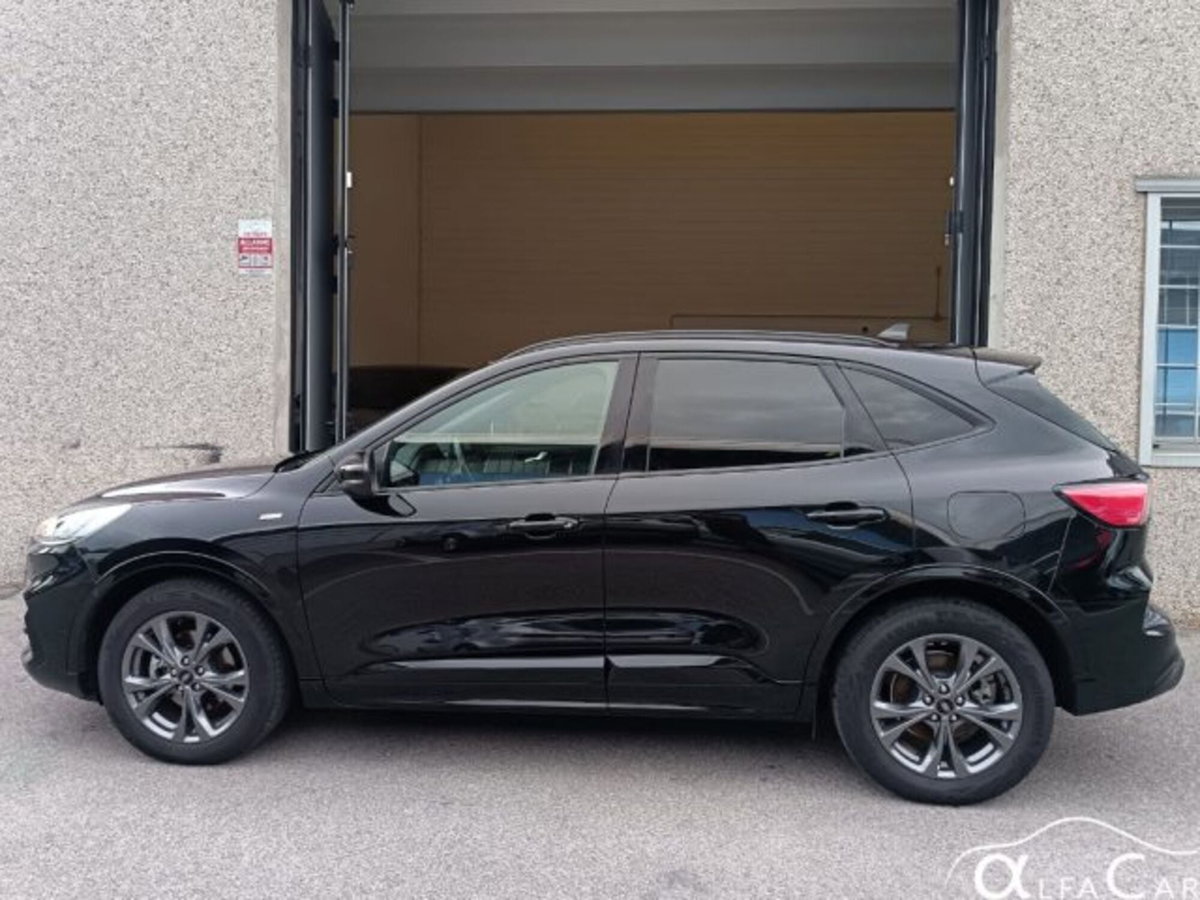 Ford Kuga 2.5 Full Hybrid 190 CV CVT 2WD ST-Line Design (19)